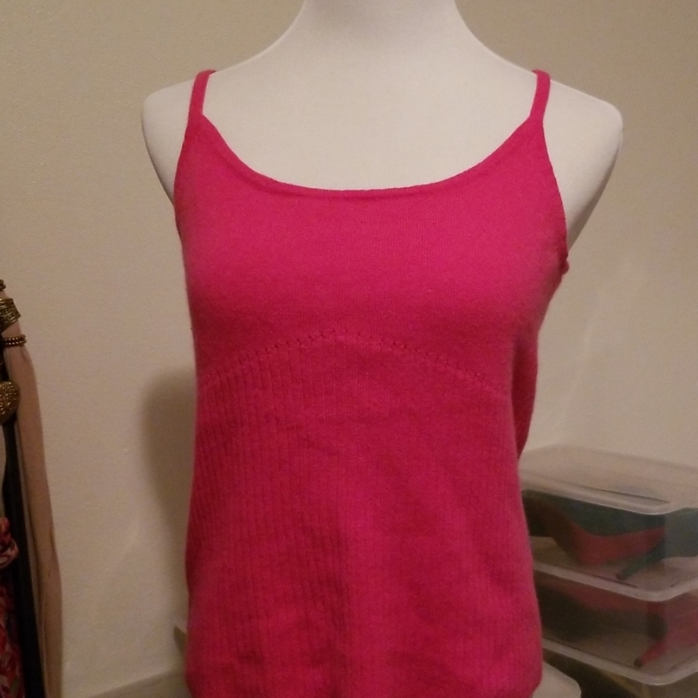3/$10 💯% Cashmere hot pink camisole